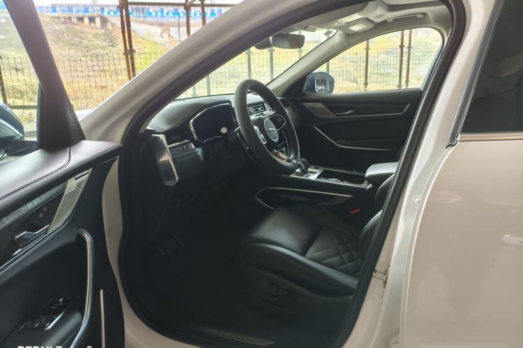 Used Jaguar F-PACE 2023 P250 HSE Interior 1