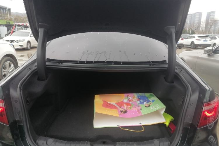 Used Jaguar XFL 2021 XFL 2.0T P250 Two-Wheel-Drive Luxury Deluxe Edition
