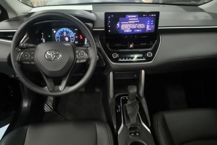 Used Toyota Corolla Cross 2023 2.0L Elite Edition Center Console