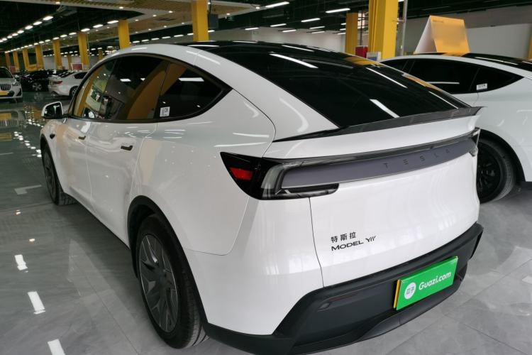 Used Tesla Model Y L 2025 Model Long-Range All-Wheel-Drive Version