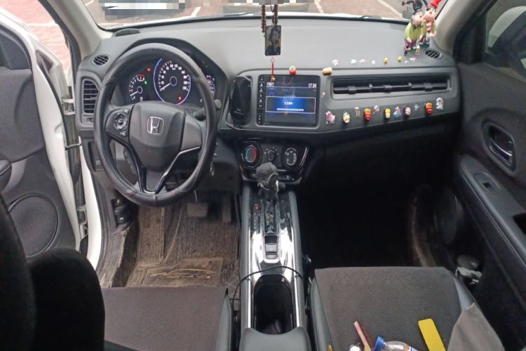 Used Honda Vezel 2022 1.5L CVT Phantom Night Pioneer Edition Center Console