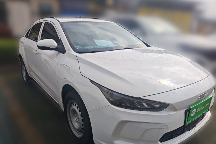 Used Geometry A 2024 500KM Travel Edition Front Right 45 Deg