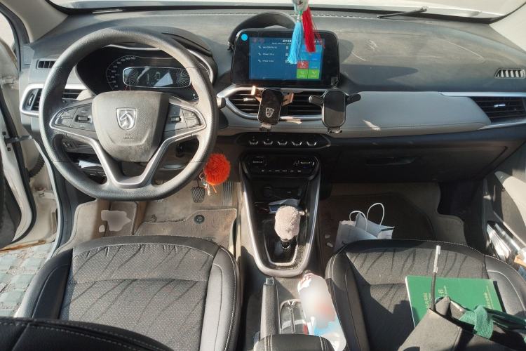Used Baojun 510 2017 1.5L Manual Fashion Model
