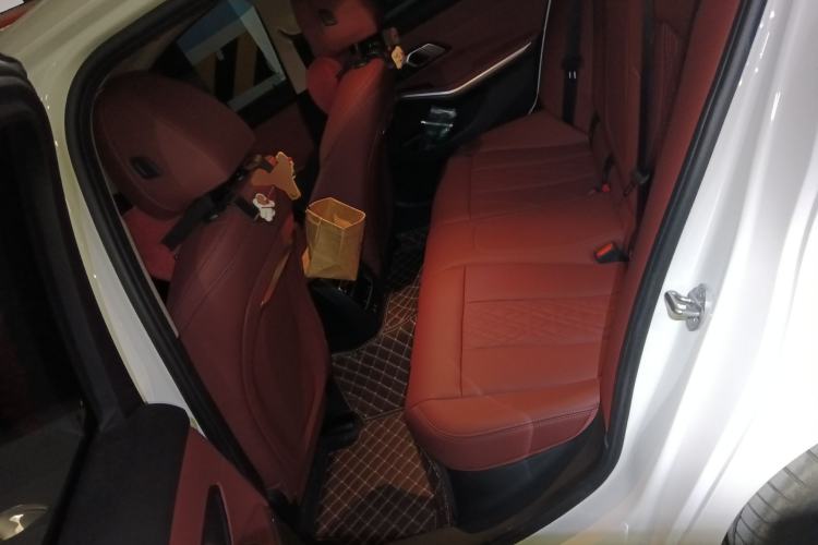 Used BMW 3 Series 2025 325i M Sport Package Left Rear Seat