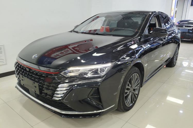 Used Dongfeng Aeolus Yixuan MAX 2023 1.5T Ultra-Stylish Trendsetting Dad Edition