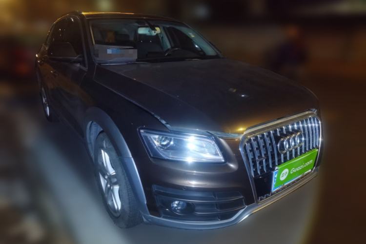 Used Audi Q5 2017 Plus 40 TFSI Technology Model