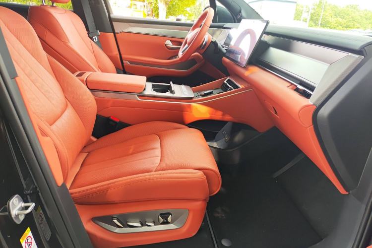 Used BYD Tang L 2025 DM 200KM Four-Wheel Drive LiDAR Flagship Model