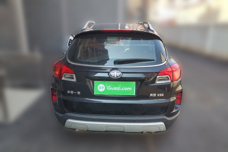 Used Bestune X80 2013 2.0L automatic luxury version
