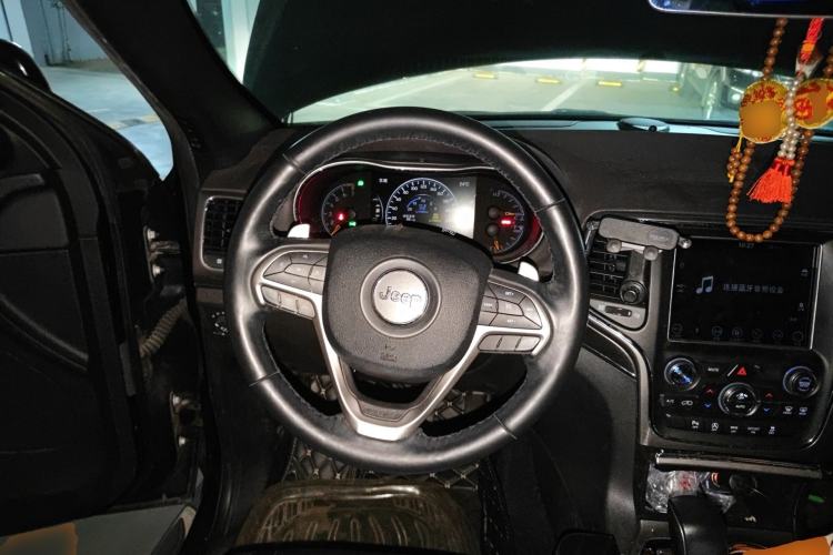 Used Jeep Grand Cherokee 2017 3.0L Comfort Navigation Edition
