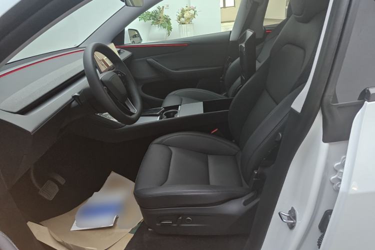 Used Tesla Model Y 2025 Rear-Wheel-Drive Version