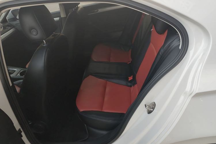 Used Volkswagen Lamando 2019 230TSI DSG Fashion Edition China V Standard