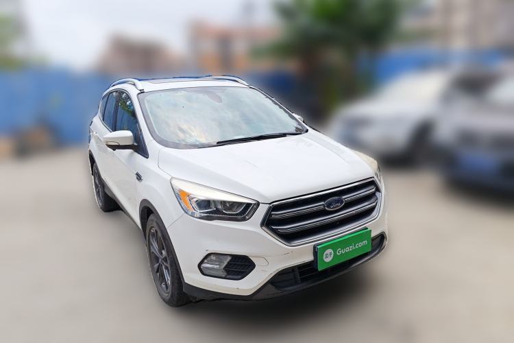 Used Ford Kuga 2018 Facelifted EcoBoost 180 Two-Wheel-Drive Platinum Wing Edition Exterior 2