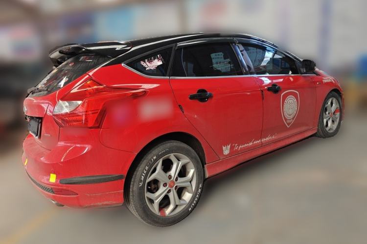 Used Ford Focus 2012 Hatchback 2.0L Manual Luxury Sport Model