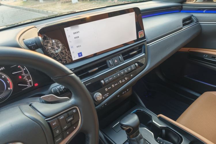 Used Lexus ES 2024 200 Premium Edition