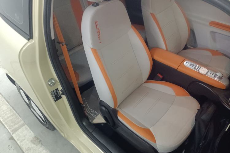 Used CHANGAN NEVO Lumin 2025 301km Honey Dew Edition Right Front Seat