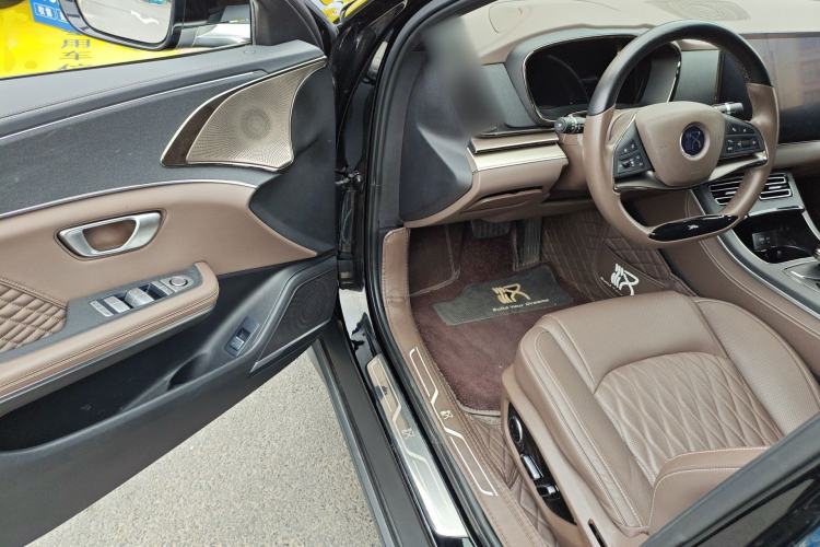 Used BYD Han 2022 DM-i 121KM Prestige Model Driver Seat