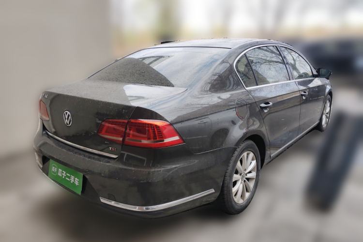 Used Volkswagen Magotan 2013 1.8TSI Premier Model Rear Right 45 Deg
