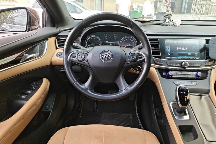 Used Buick LaCrosse 2018 28T Elite Edition Steering Wheel