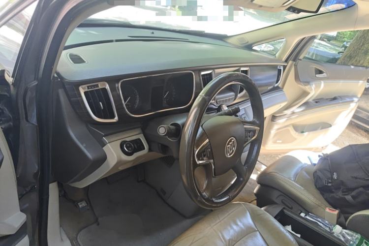 Used Buick GL8 2011 3.0L XT Luxury Business Flagship Edition
