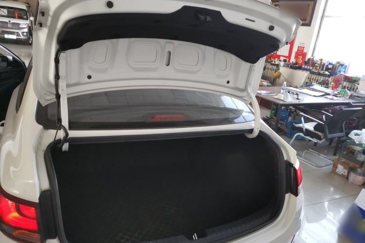 Used Hyundai Celesta 2020 1.6L Automatic GL Enjoyable Edition