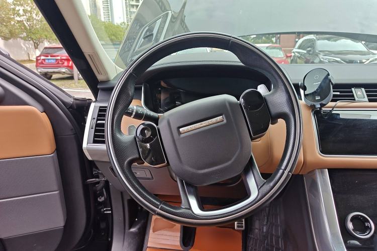 Used Land Rover Range Sport 2022 3.0 L6 YAO Black Edition Steering Wheel
