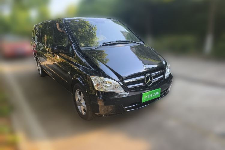 Used Mercedes-Benz Vito 2013 3.0L Elite Edition Front Right 45 Deg