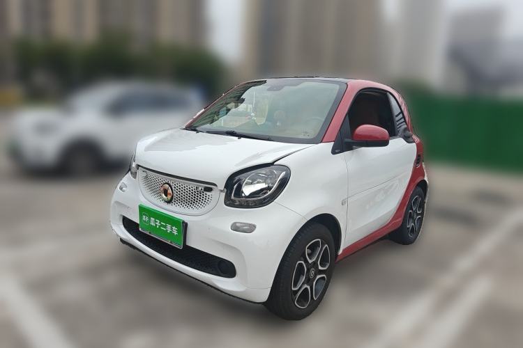 Used smart fortwo 2019 0.9T 66kW Hardtop Engine Version China VI Emission Standard