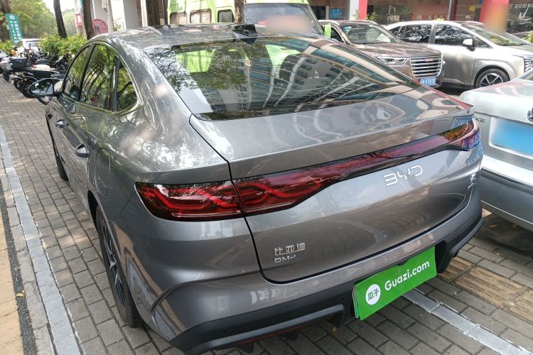 Used BYD Qin L 2025 DM-i Smart Drive 120KM Leading Model