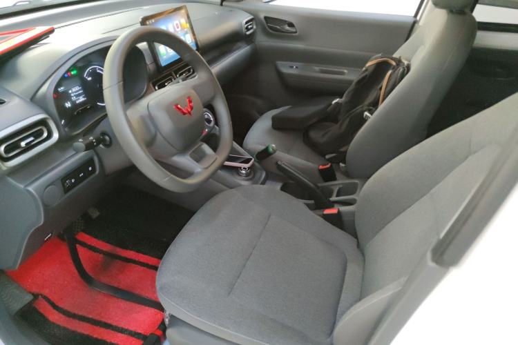 Used Wuling Hongguang New Energy 2024 All-Electric Model 300KM Practical Version