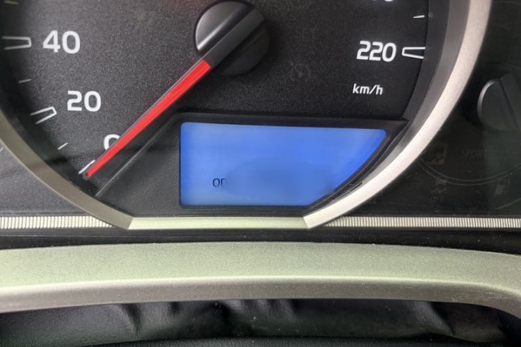 Used Toyota RAV4 2015 2.0L CVT Two-Wheel Drive Fashion Edition Instrument Cluster