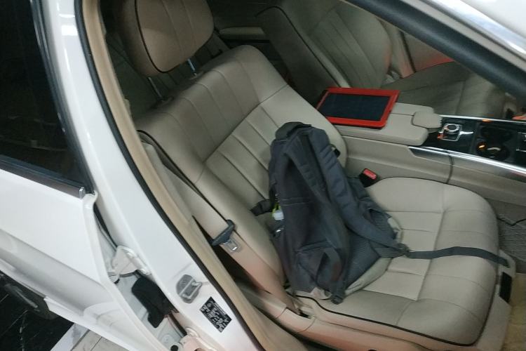 Used Mercedes-Benz E-Class 2015 Facelift E 200 L