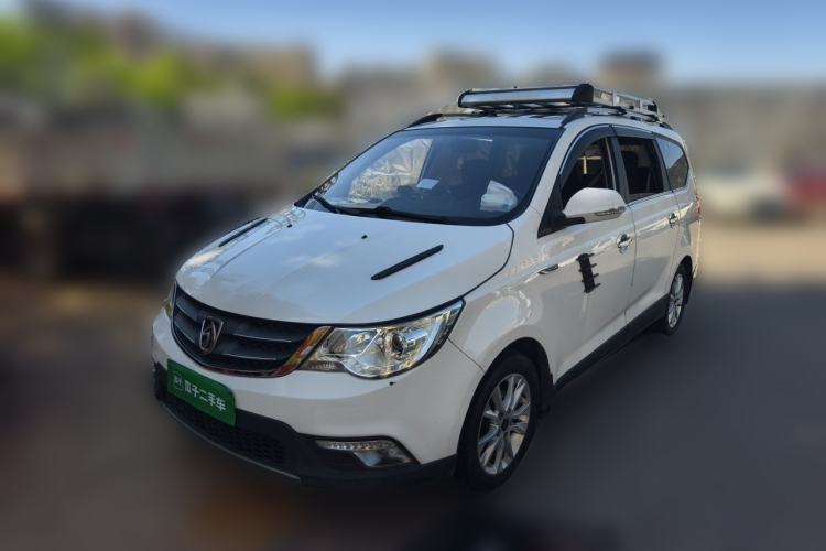 Used Baojun 730 2015 1.8L Manual Luxury Navigation ESP Version 7-seater Guazi used car, China used car export, Used car for sale, Used cars, Cheapest cars for sale