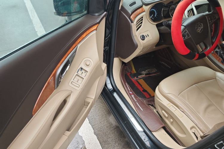 Used Buick LaCrosse 2012 2.4L SIDI Luxury Edition