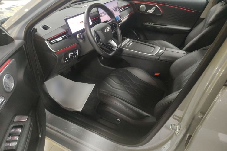 Used Chery Fengyun A8L 2025 1.5 TGDI 145 km Luxury Version Left Front Seat