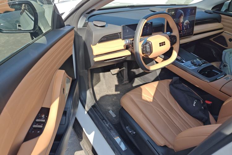 Used Geely Galaxy 8 2025 130km EM-i Deluxe Edition Driver Seat