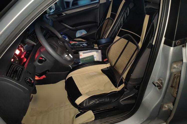 Used Volkswagen Santana 2013 1.6L Automatic Fashion Edition
