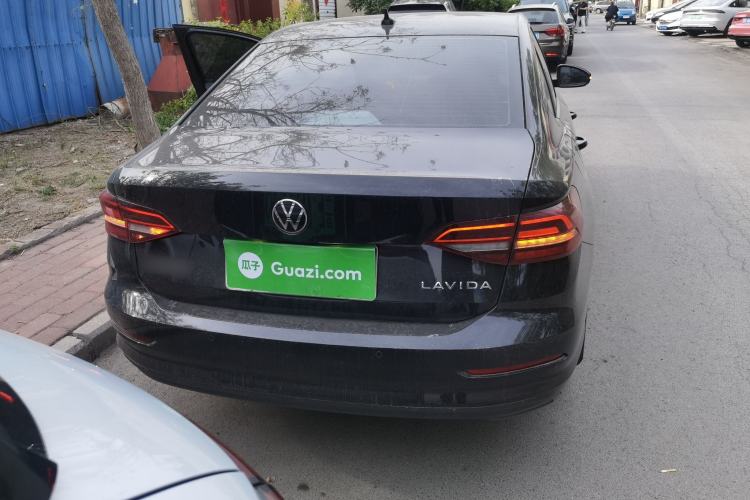 Used Volkswagen Lavida 2022 1.5L Automatic Fashion Edition