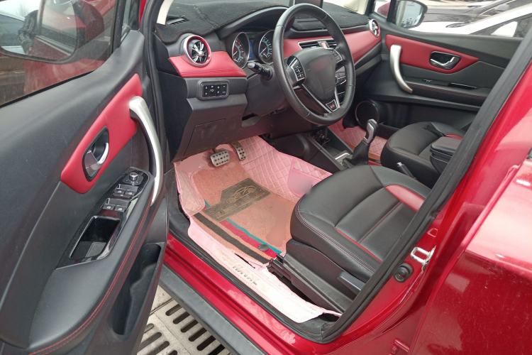 Used Haval H1 2015 1.5L AMT Luxury Model