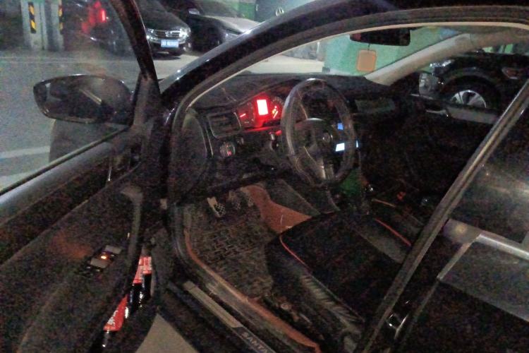 Used Volkswagen Santana 2013 1.4L Manual Comfort Edition
