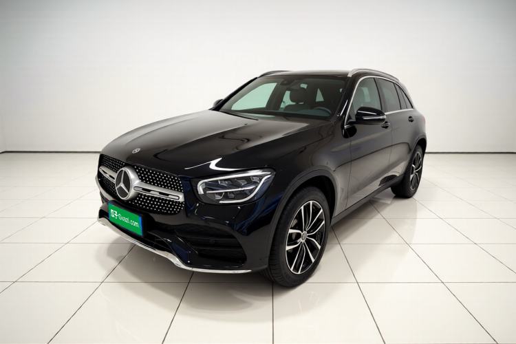 Ojetý Mercedes-Benz GLC 2022 Second Facelift GLC 260 L 4MATIC Luxury Edition