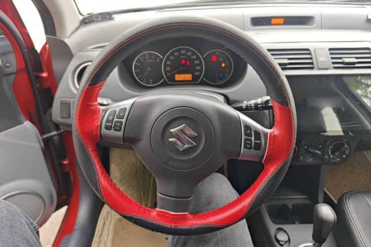 Used Suzuki Swift 2014 1.5L Automatic Fashion Edition
