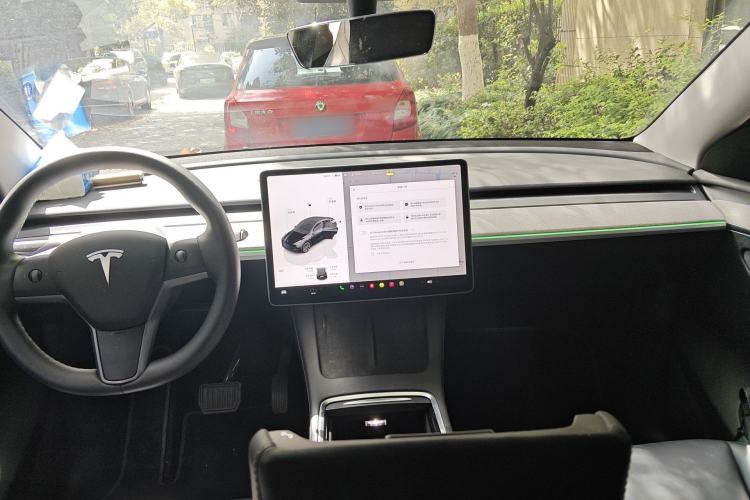 Used Tesla Model Y 2023 Rear-Wheel-Drive Version