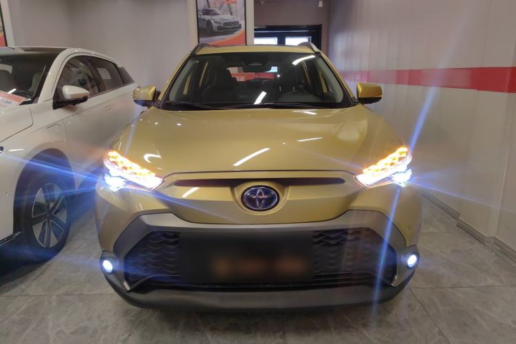 Used Toyota FRONTLANDER 2023 2.0L Smart Electric Hybrid Dual-Engine Deluxe Version
