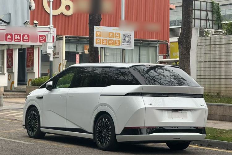 Used XPeng X9 2025 740 Ultra-Long Range Max
