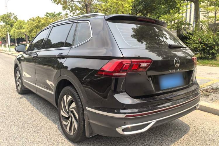 Used Volkswagen Tiguan L 2024 300TSI Automatic Two-Wheel Drive Smart Edition
