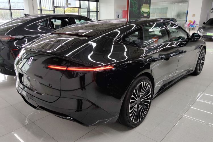 Used Avatr 12 2025 Updated Ultra All-Electric Four-Wheel Drive Rear Right 45 Deg