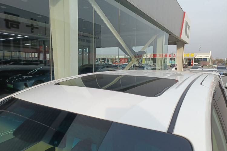 Used Buick GL8 2023 Facelifted Land Cruiser Executive Luxury Version
