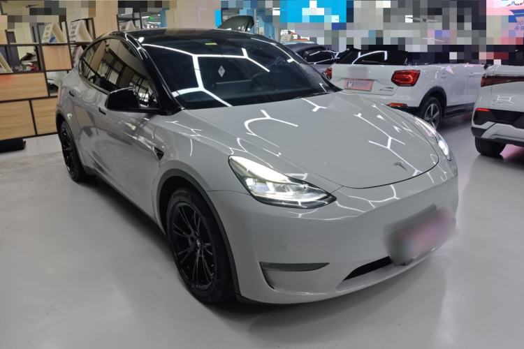 Used Tesla Model Y 2021 Long-Range All-Wheel-Drive Version 3D7