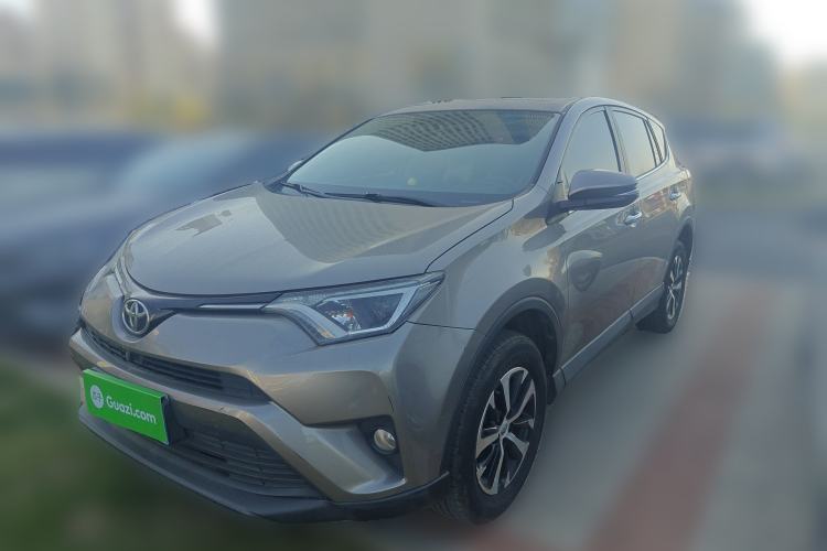 Used Toyota RAV4 2016 2.0L CVT Two-Wheel Drive Fashion Edition China V Standard