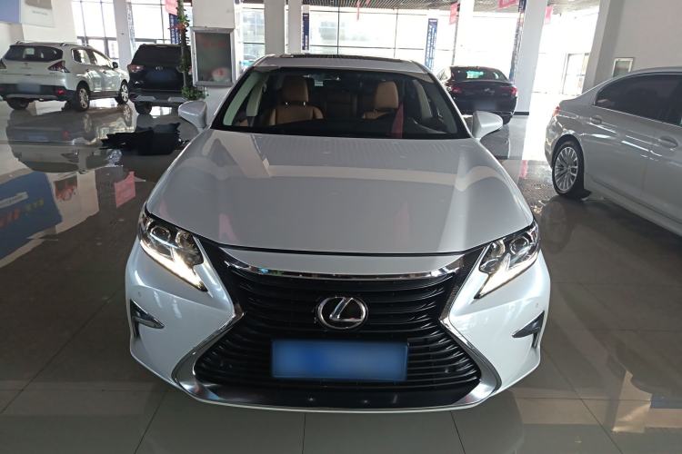 Used Lexus ES 2016 200 Midnight Special Limited Edition